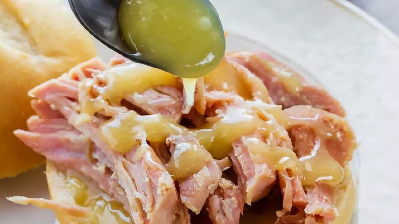 What are some good sauces for baked ham?